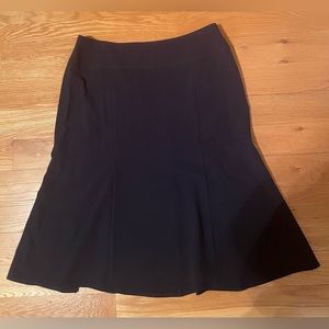 NWT Women’s Kim Rogers Navy Skirt Size 12